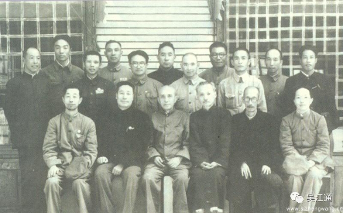 6-4藍(lán)公武（前排左三）以華北地區(qū)代表團(tuán)成員的身份參加開國大典_UUID21551