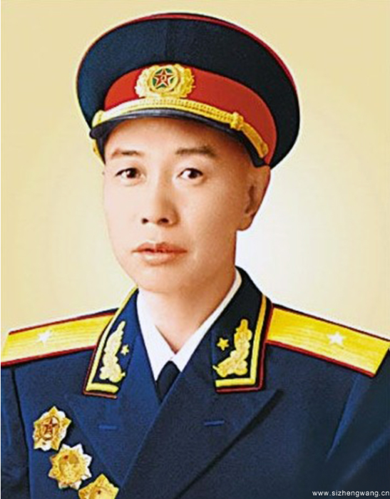 10-特殊的“身份證”-授銜時(shí)的劉錦平少將_UUID11357