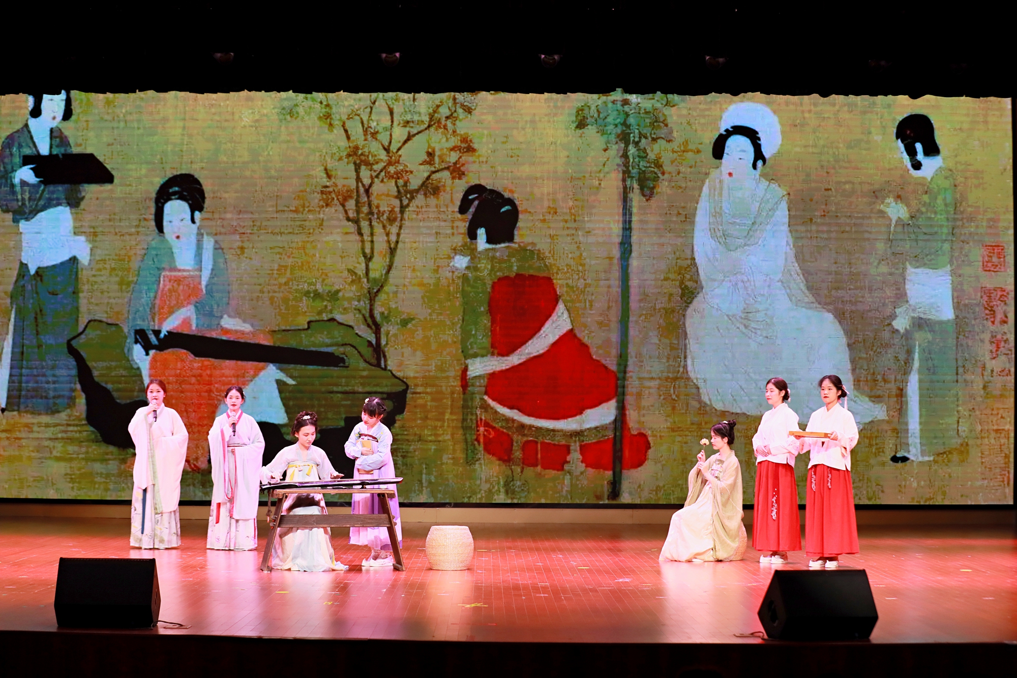 美育浸潤(rùn)校園”系列活動(dòng)之閩南文化美育成果展演 董征攝 2.jpg